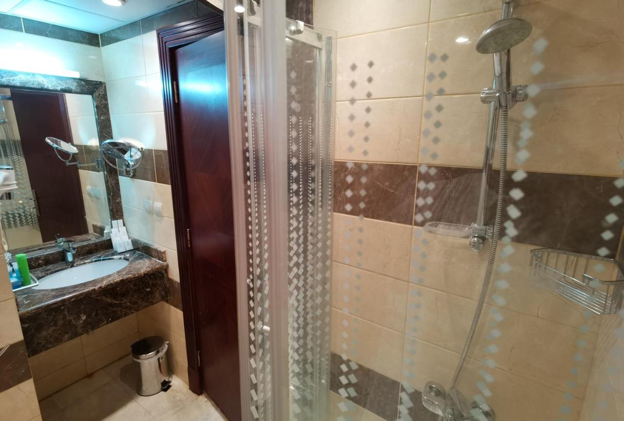 Wahat Al Refaa Hotel Мекка Экстерьер фото